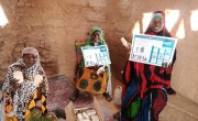 Soap distribution in Folakawa, Tahoua, Niger. Photo: Marie Rabo