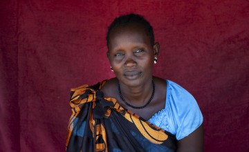 Dukan* lives with her family in a POC in Juba. Dukan* is cooking Walwal. Photo: Abbie Trayler-Smith