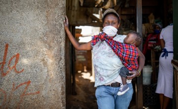 Baby Charlyne and Margret in the alleyway outside there home in Kibera. Nairobi. Photo: Ed Ram / Concern Worldwide