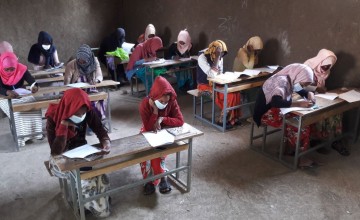 IFAL programme, adolescent girls attending literacy class at Adey Learning Centre, Dessie Zuria Woreda, South Wollo Zone, Amhara Region. Photo: Zelalem Mulugeta/Concern Worldwide