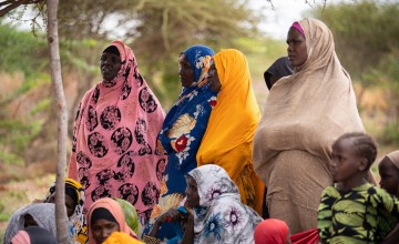 A group of farmers attend a meeting in Subo village to discuss the impacts of climate change and how Concern Worldwide's Lifesaving Education and Assistance to Farmers (LEAF) project is helping them. Photo: Lisa Murray/Concern Worldwide