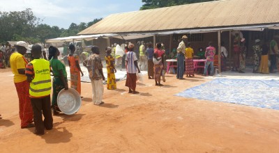 Concern distribute food in a conflict affected community in Ouaka, CAR