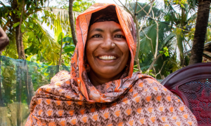 Caption Asma Begum (37) and her husband Abdul with their three daughters Lamia (18), Sadia (16) and Maria (5) and their grandmother Kulsum Begum (72) started CRAAIN in 2020. Asma Begum started as a lead farmer, received training and seeds. Photo: Gavin Douglas/ Concern Worldwide